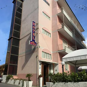 https://hotel-riz.hotelitalianriviera.com