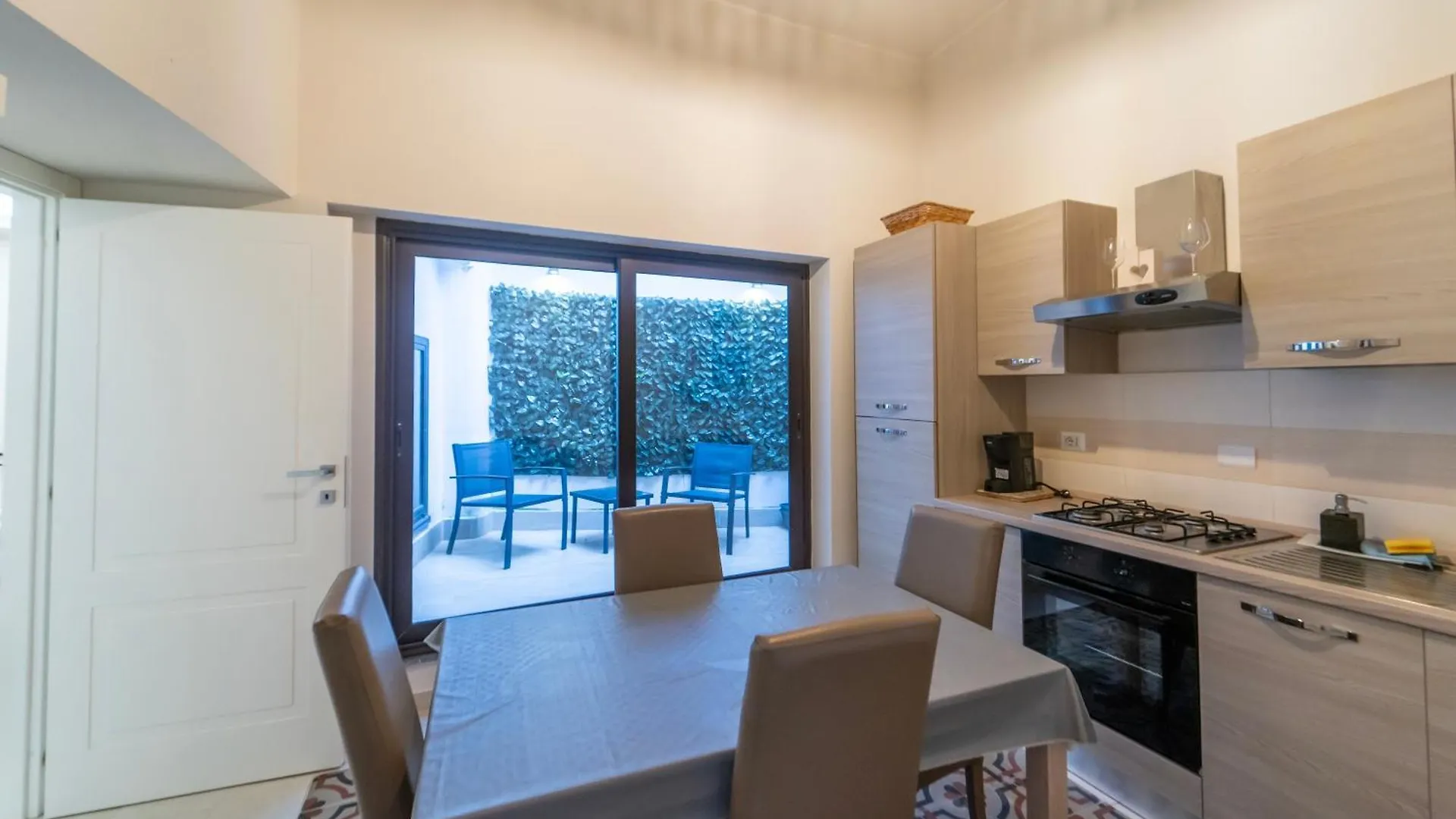 Bellinikatanesuite Catania Guest house